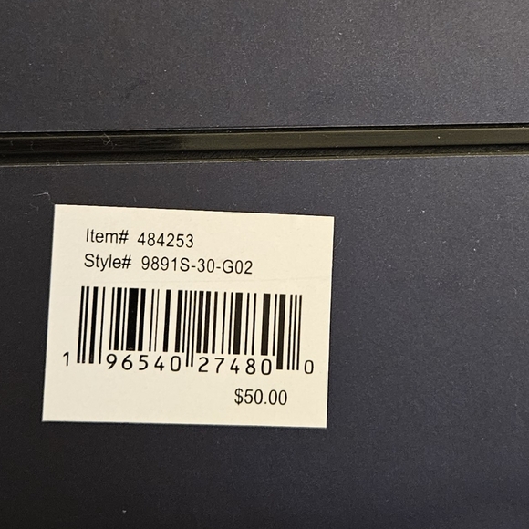 Nautical Themed 3-piece black & red watch giftset w/ ⚓️ pendant & flask Keychain - Picture 5 of 5